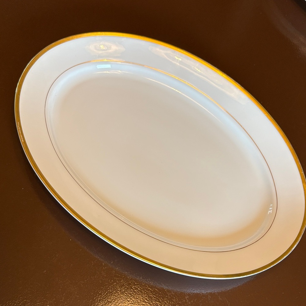 Meito China Golden Hand-Painted Classic White & Gold Oval Platter Made in China